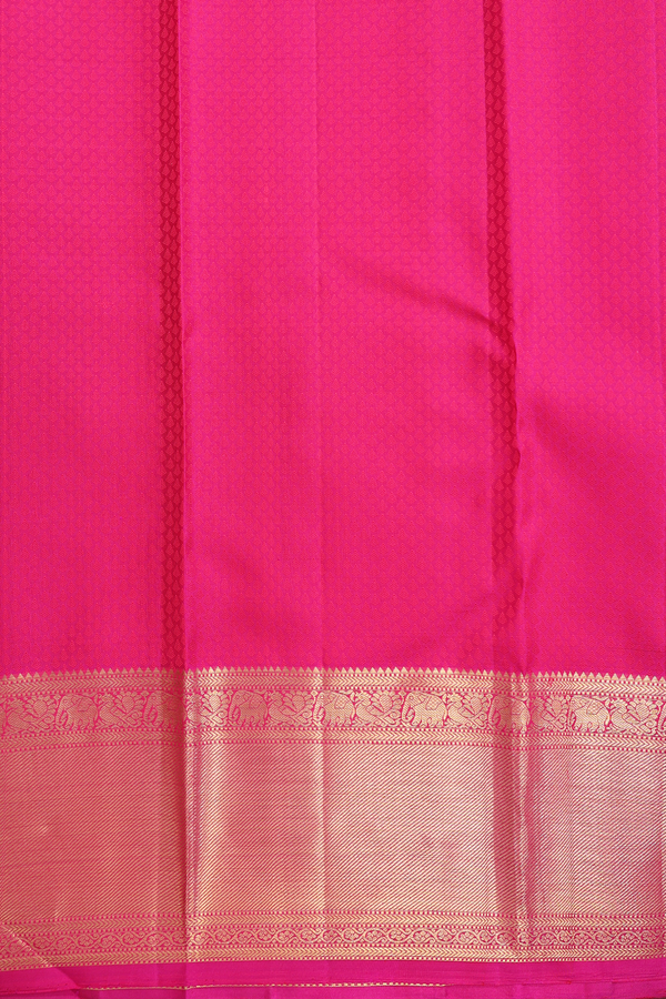 Kanchipuram Silk Saree In Manthulir With Jacquard Pattern