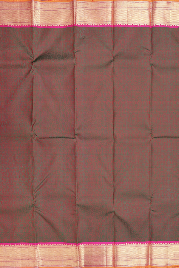 Kanchipuram Silk Saree In Manthulir With Jacquard Pattern