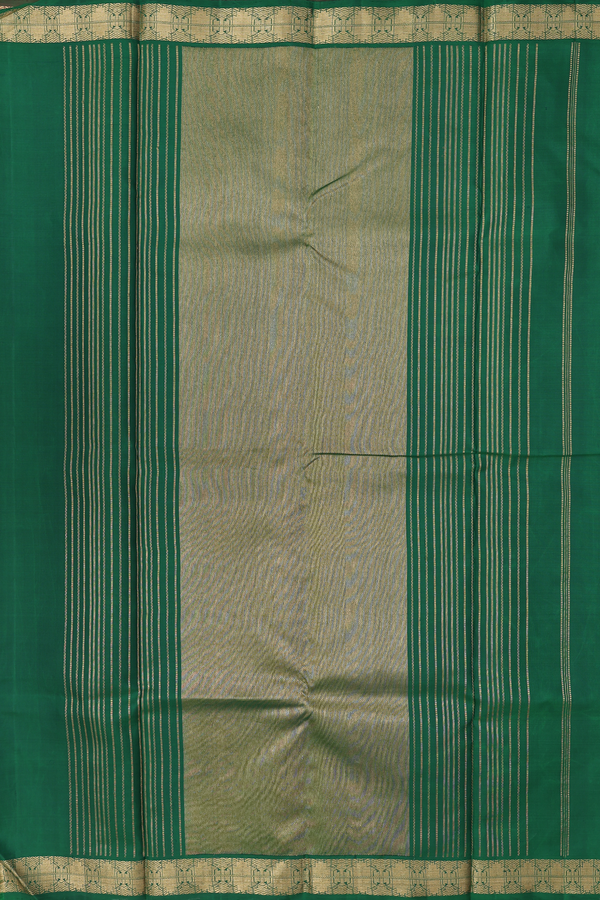 Kanchipuram Silk Saree In Manthulir With Peacock Buttas