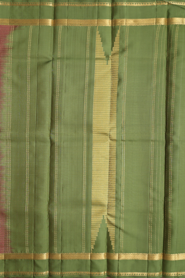 Kanchipuram Silk Saree In Manthulir With Stripes Design