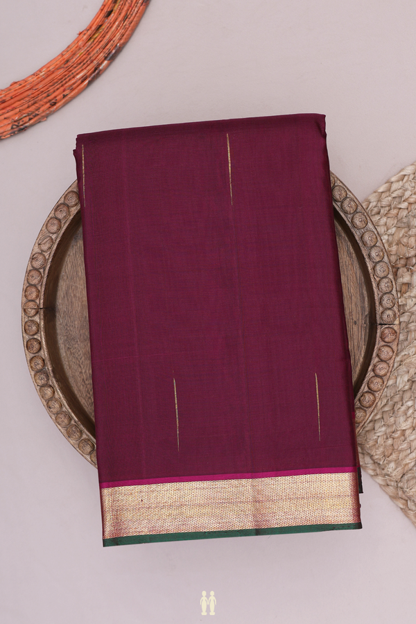 Kanchipuram Silk Saree In Maroon With Malli Moggu Buttas