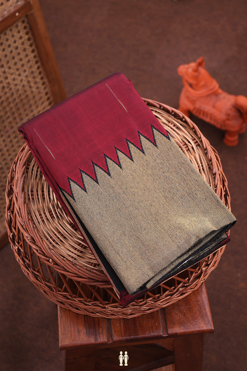 Kanchipuram Silk Saree In Maroon With Malli Moggu Buttas