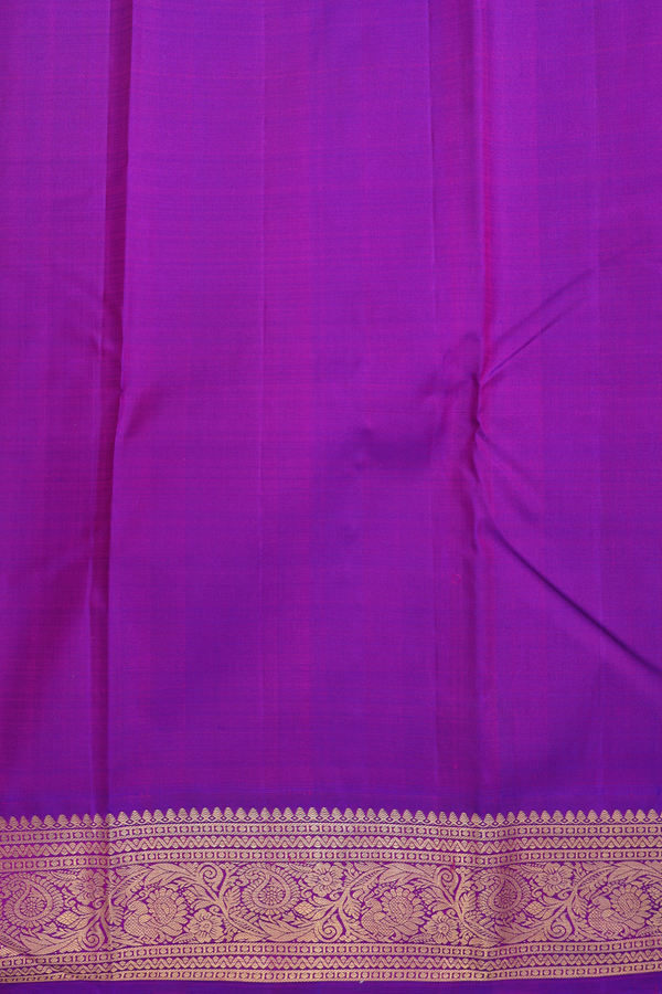 Kanchipuram Silk Saree In Mint Green With Zari Buttas