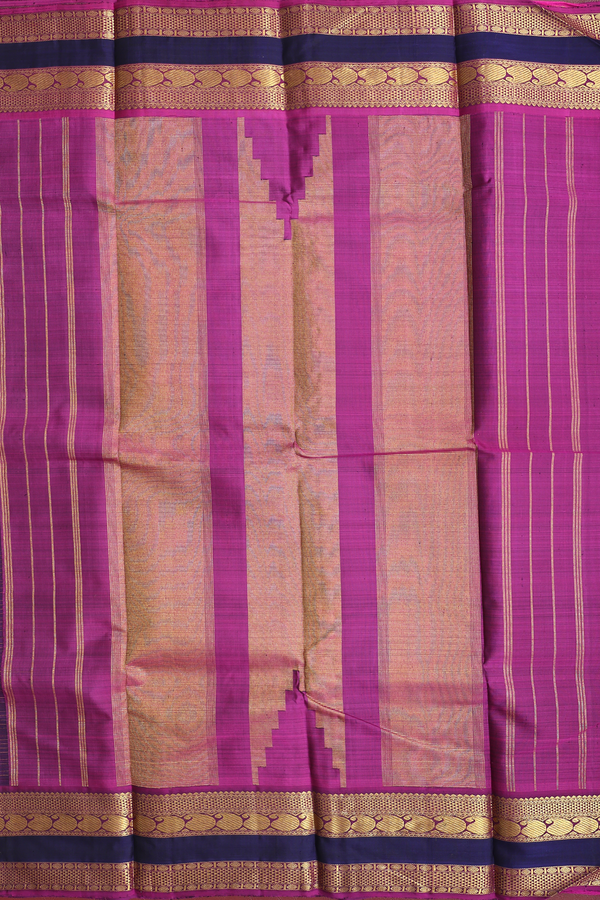 Kanchipuram Silk Saree In Navy Blue With Checks Design