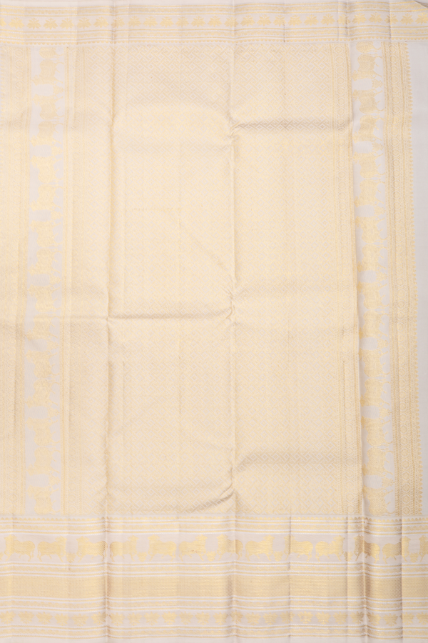Kanchipuram Silk Saree In Oxford Blue With Floral Buttas
