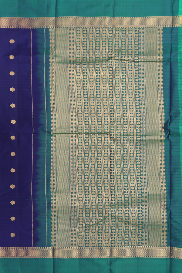 Kanchipuram Silk Saree In Navy Blue With Floral Zari Motifs