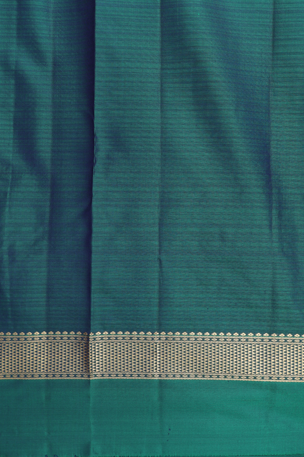 Kanchipuram Silk Saree In Navy Blue With Floral Zari Motifs