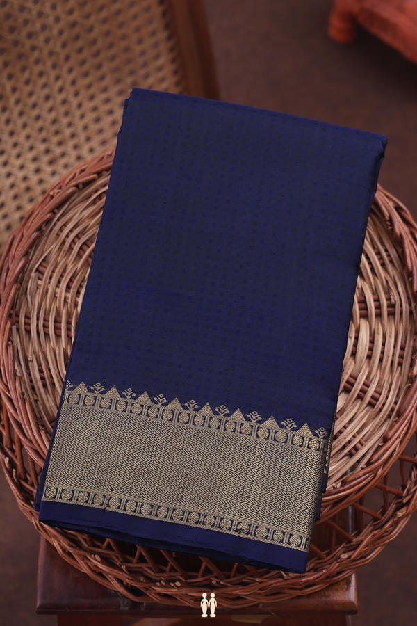 Kanchipuram Silk Saree In Navy Blue With Jacquard Pattern