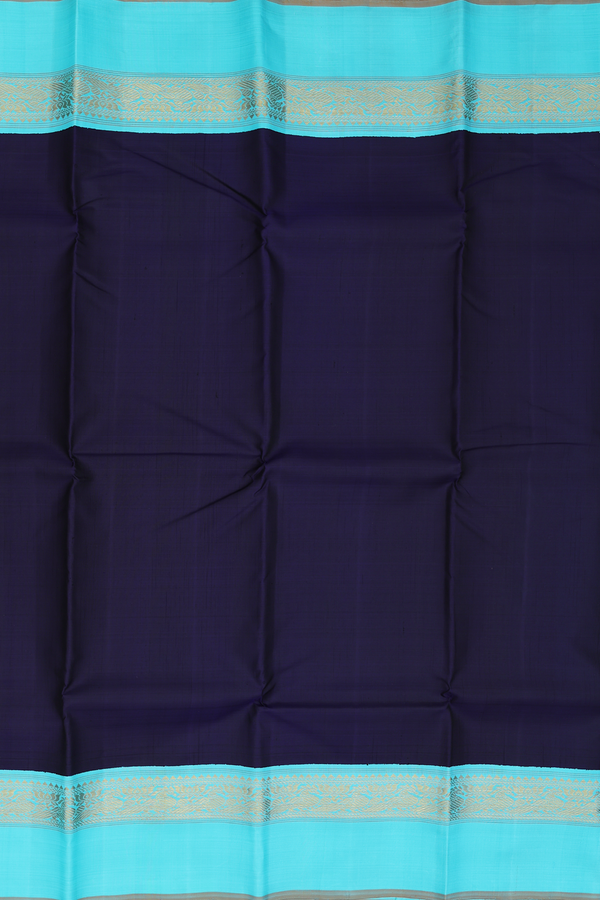 Kanchipuram Silk Saree In Navy Blue With Korvai Border