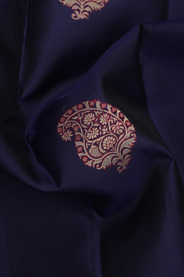 Kanchipuram Silk Saree In Navy Blue With Paisley Zari Motifs