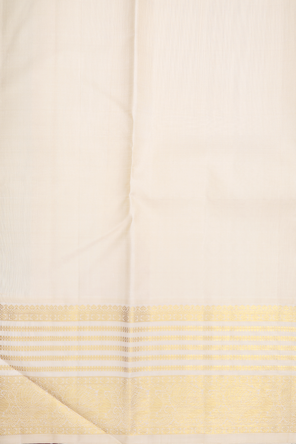 Kanchipuram Silk Saree In Navy Blue With Peacock Zari Motifs