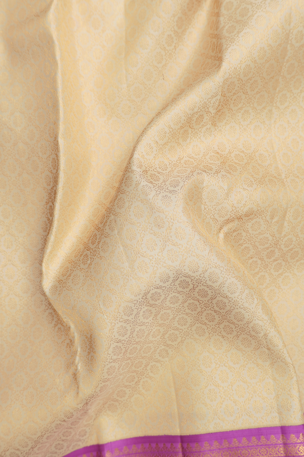 Kanchipuram Silk Saree In Off White With Brocade Design