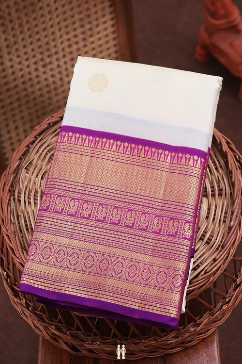 Kanchipuram Silk Saree In Off White With Chakram Buttas