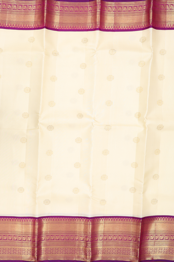 Kanchipuram Silk Saree In Off White With Chakram Buttas
