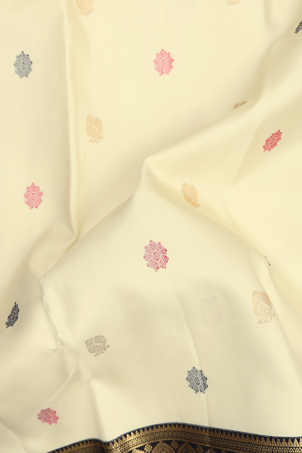 Kanchipuram Silk Saree In Off White With Peacock Buttas