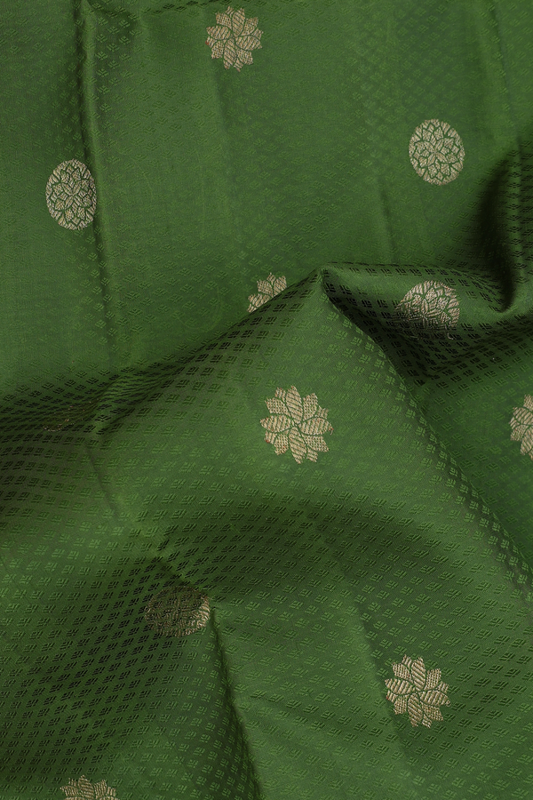 Kanchipuram Silk Saree In Olive Green With Jacquard Pattern