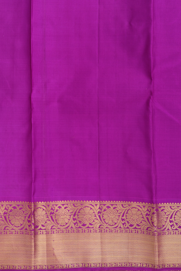 Kanchipuram Silk Saree In Vermillion Red With Contrast Border