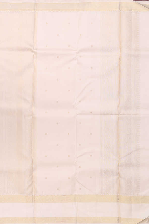 Kanchipuram Silk Saree In Orange With Floral Buttas