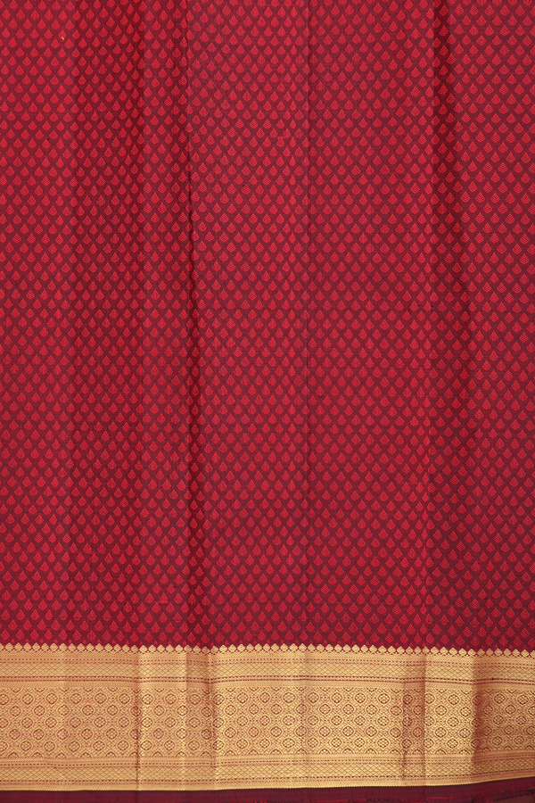 Kanchipuram Silk Saree In Orange With Jacquard Pattern