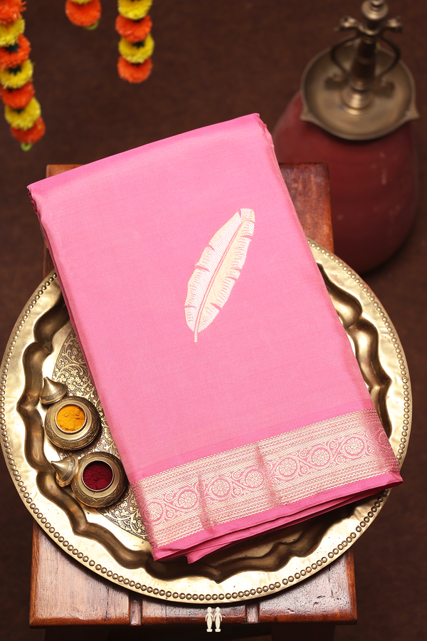 Kanchipuram Silk Saree In Orchid Pink With Leaf Motifs