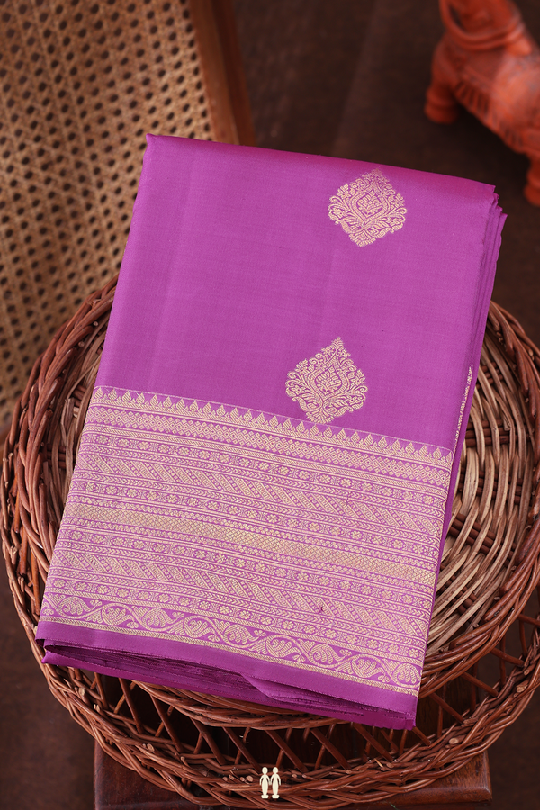 Kanchipuram Silk Saree In Orchid Purple With Zari Buttas
