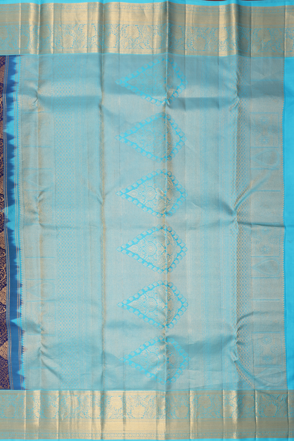 Kanchipuram Silk Saree In Oxford Blue With Floral Design
