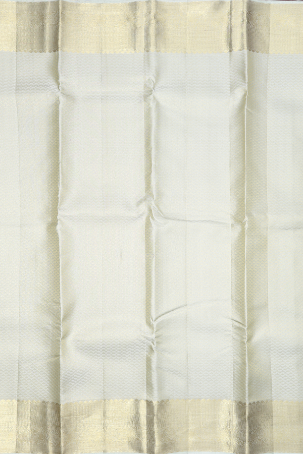 Kanchipuram Silk Saree In Pale Green With Brocade Design
