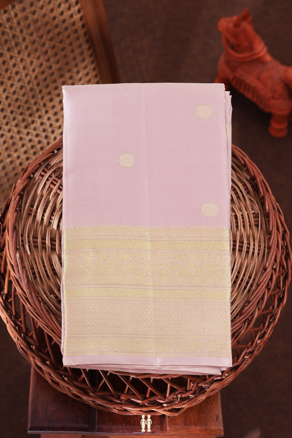 Kanchipuram Silk Saree In Pale Pink With Chakram Buttas