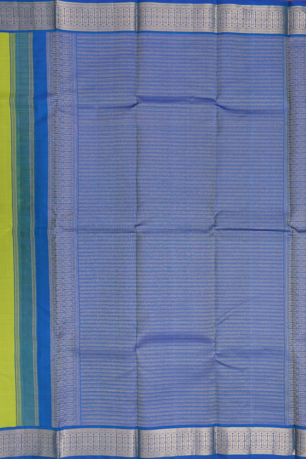 Kanchipuram Silk Saree In Parrot Green With Contrast Border