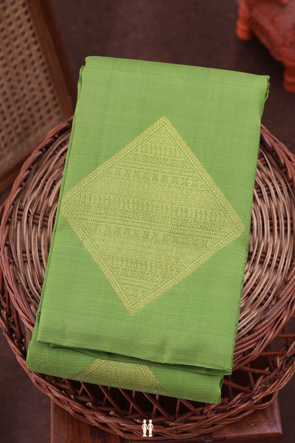 Kanchipuram Silk Saree In Parrot Green With Diamond Design