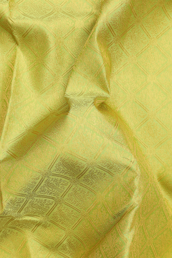 Kanchipuram Silk Saree In Parrot Green With Diamond Design