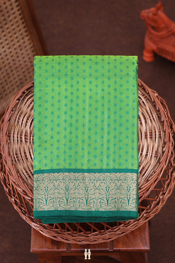 Kanchipuram Silk Saree In Parrot Green With Jacquard Pattern