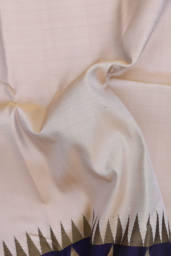 Kanchipuram Silk Saree In Pastel Brown With Big Zari Border