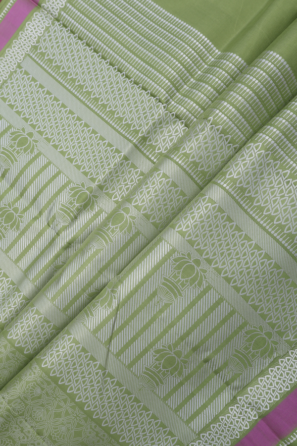 Kanchipuram Silk Saree In Pastel Green With Threadwork Design