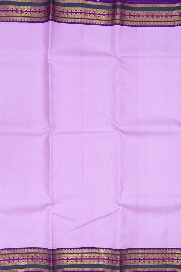 Kanchipuram Silk Saree In Pastel Purple With Contrast Border