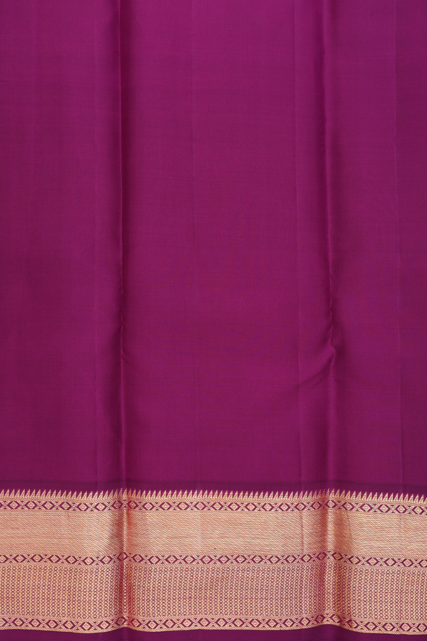 Kanchipuram Silk Saree In Peach Pink With Threadwork Buttas