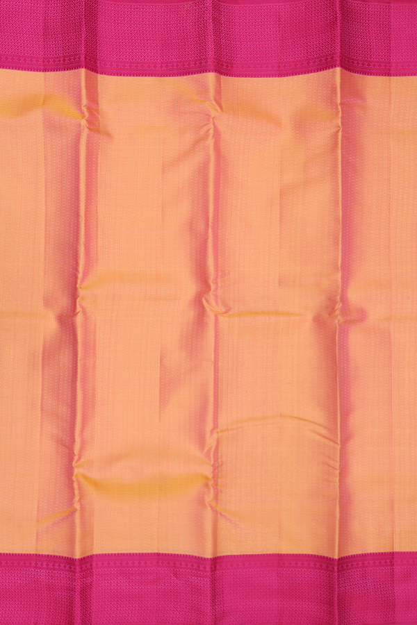 Kanchipuram Silk Saree In Dual Tone With Checks Design