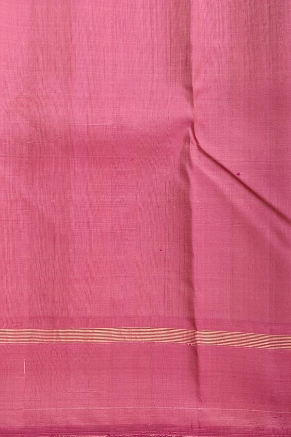 Kanchipuram Silk Saree In Peach With Jacquard Pattern
