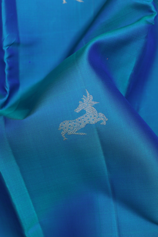 Kanchipuram Silk Saree In Peacock Blue With Horse Buttas