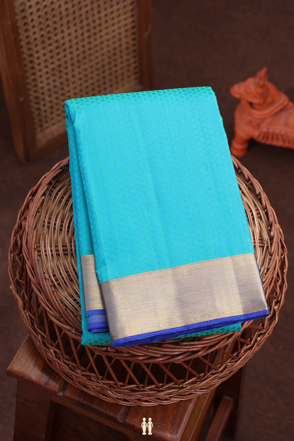 Kanchipuram Silk Saree In Peacock Blue With Jacquard Pattern