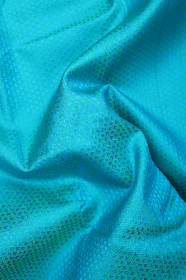 Kanchipuram Silk Saree In Peacock Blue With Jacquard Pattern