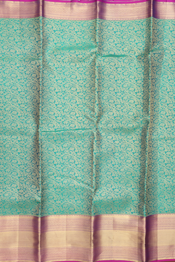 Kanchipuram Silk Saree In Peacock Green With Brocade Design