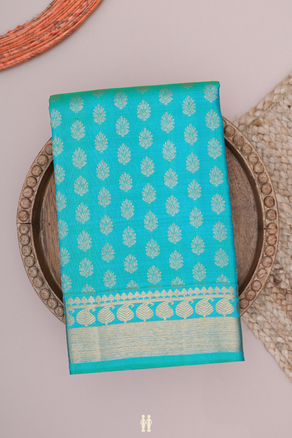 Kanchipuram Silk Saree In Peacock Green With Zari Buttas
