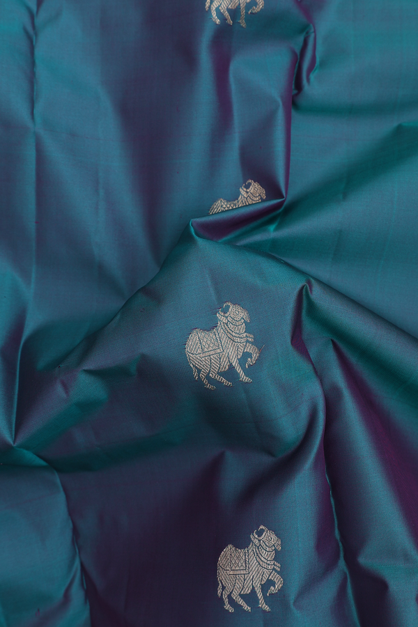 Kanchipuram Silk Saree In Peacock Green With Zari Buttas