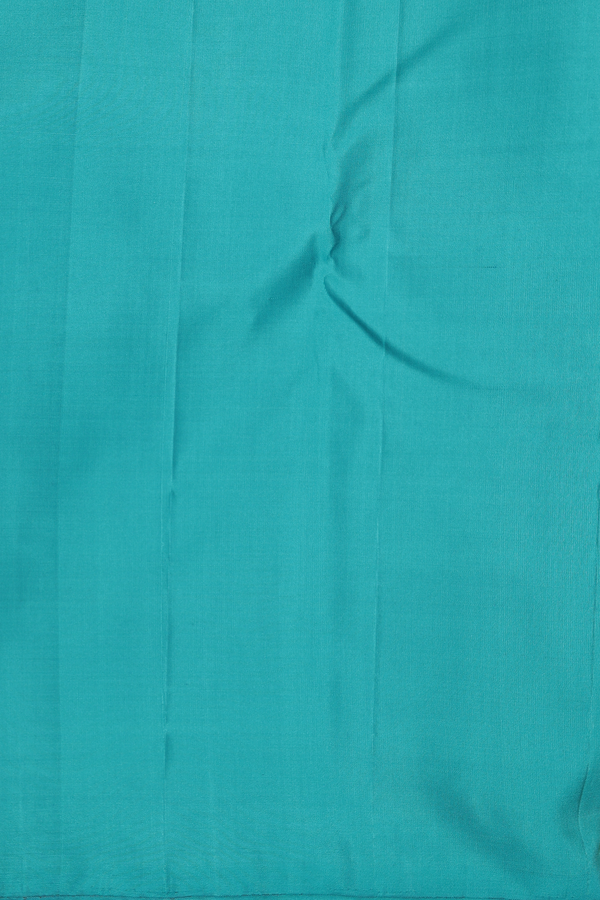 Kanchipuram Silk Saree In Pear Green With Floral Buttas