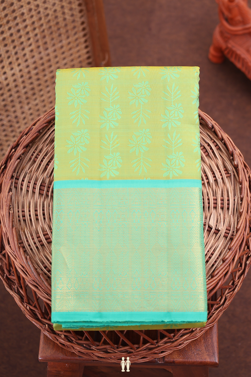 Kanchipuram Silk Saree In Pear Green With Jacquard Pattern