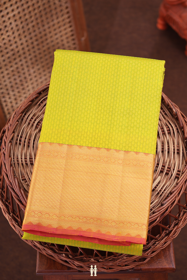 Kanchipuram Silk Saree In Pear Green With Jacquard Pattern
