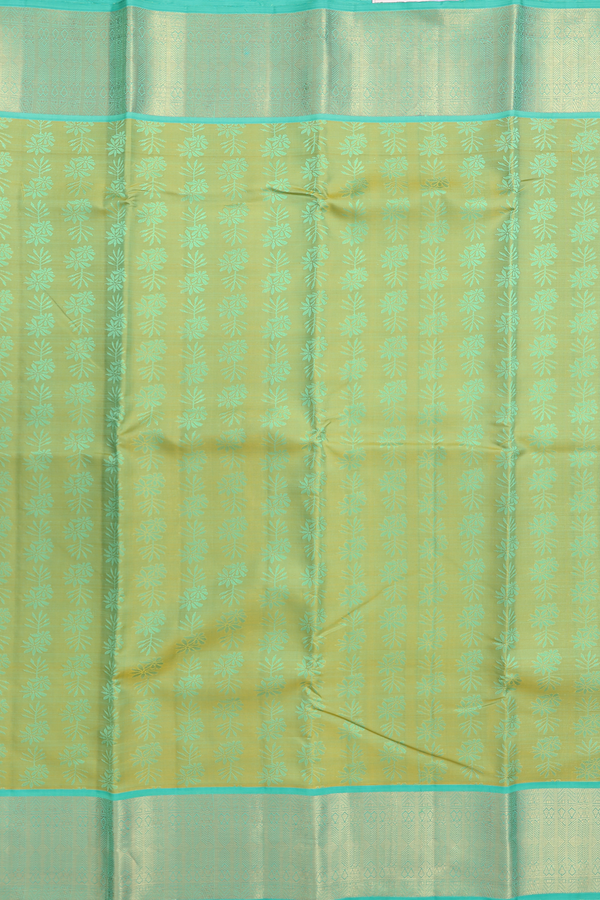 Kanchipuram Silk Saree In Pear Green With Jacquard Pattern