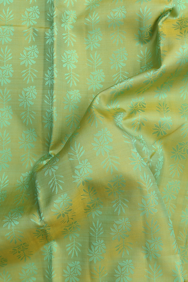 Kanchipuram Silk Saree In Pear Green With Jacquard Pattern