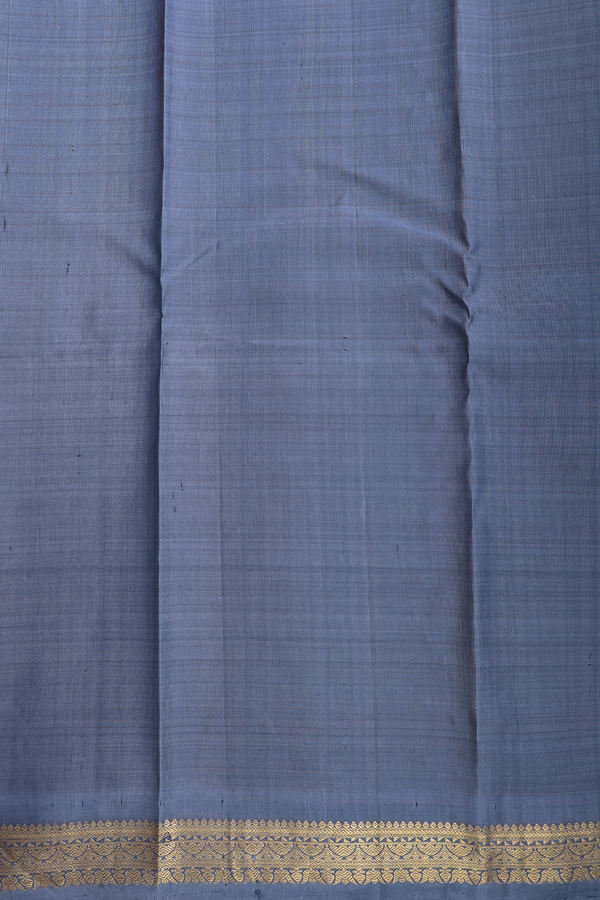 Kanchipuram Silk Saree In Pear Green With Zari Buttas